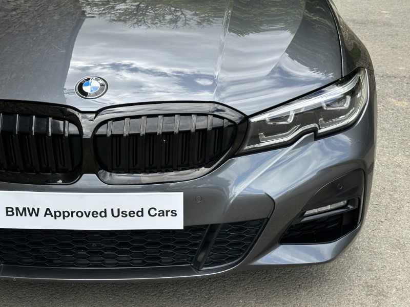 2019 (69) BMW 3 SERIES 330i M Sport 5dr Touring  5412877