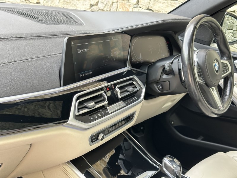 2021 (21) BMW X5 xDrive45e M Sport 5dr  5437702