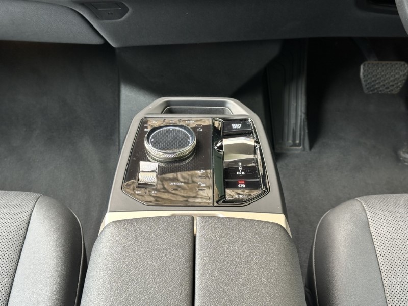 2022 (72) BMW iX 240kW xDrive40 M Sport Edition 76.6kWh 5dr Auto 5424370