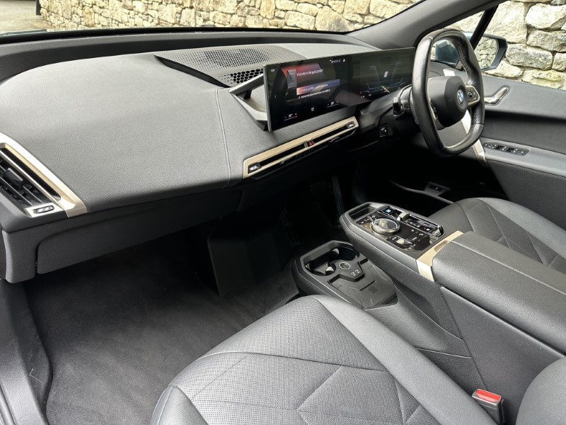 2022 (72) BMW iX 240kW xDrive40 M Sport Edition 76.6kWh 5dr Auto 5424348