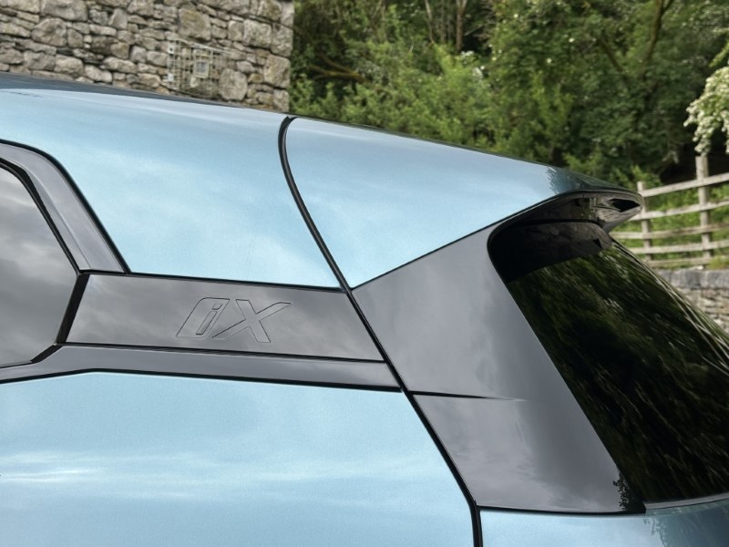 2022 (72) BMW iX 240kW xDrive40 M Sport Edition 76.6kWh 5dr Auto 5424368