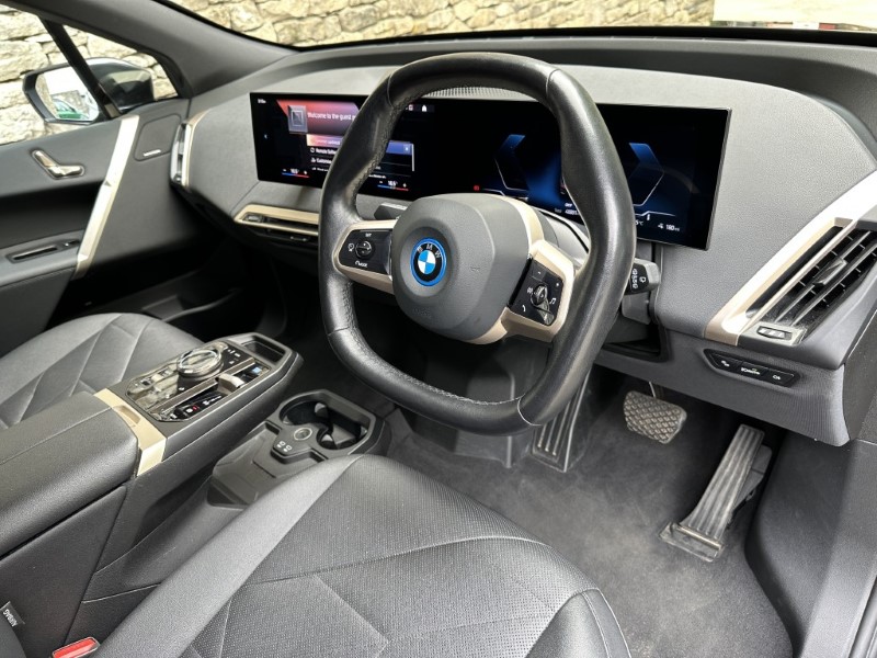 2022 (72) BMW iX xDrive40 M Sport Edition  5428223