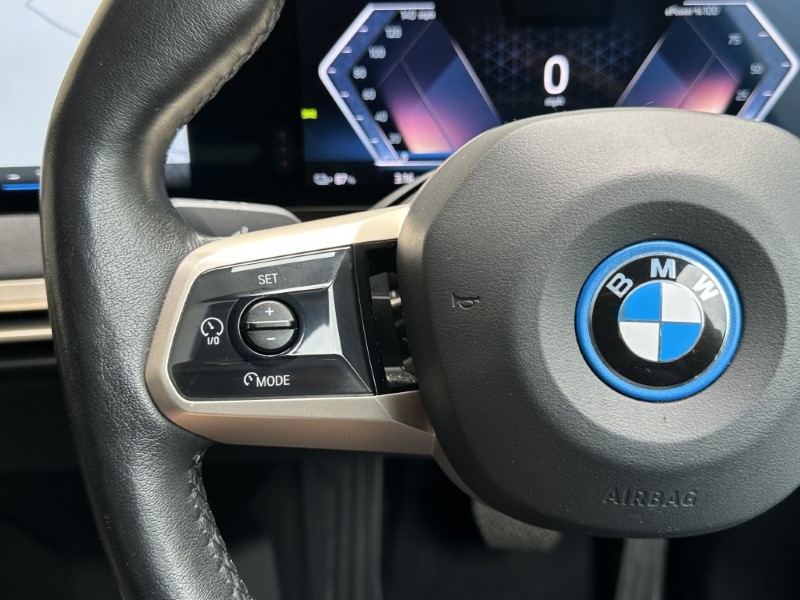 2022 (72) BMW iX xDrive40 M Sport Edition  5428235