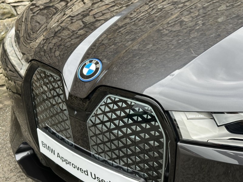 2022 (72) BMW iX xDrive40 M Sport Edition  5428239