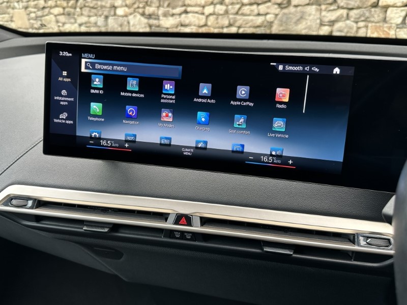 2022 (72) BMW iX xDrive40 M Sport Edition  5428250