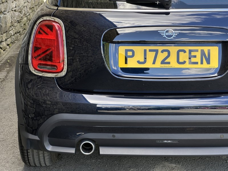 2022 (72) MINI HATCHBACK 1.5 Cooper Exclusive II 3dr Auto 5412473