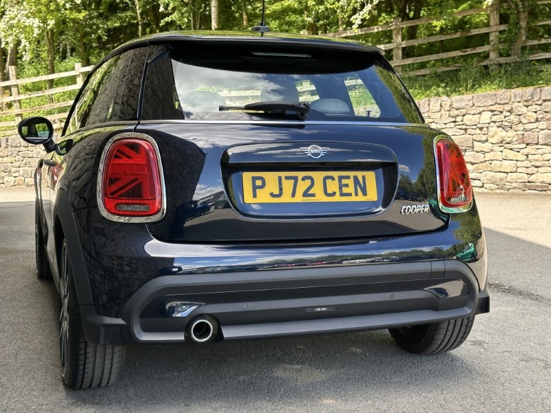 2022 (72) MINI HATCHBACK 1.5 Cooper Exclusive II 3dr Auto 5412472