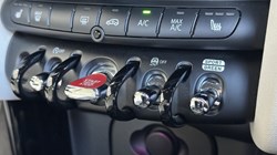 2022 (72) MINI HATCHBACK 1.5 Cooper Exclusive II 3dr Auto 5412486