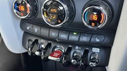 2022 (72) MINI HATCHBACK 1.5 Cooper Exclusive II 3dr Auto 5412485