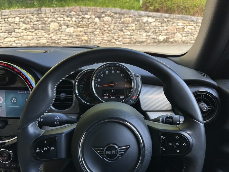 2022 (72) MINI HATCHBACK 1.5 Cooper Exclusive II 3dr Auto 5412524