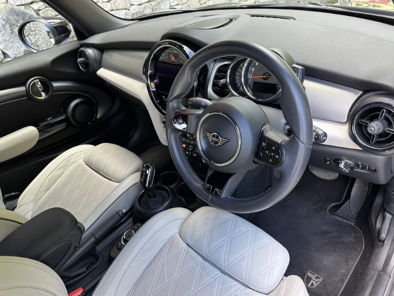 2022 (72) MINI HATCHBACK 1.5 Cooper Exclusive II 3dr Auto 5412477