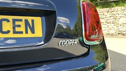 2022 (72) MINI HATCHBACK 1.5 Cooper Exclusive II 3dr Auto 5412475
