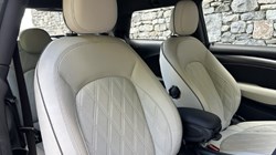 2022 (72) MINI HATCHBACK 1.5 Cooper Exclusive II 3dr Auto 5412481