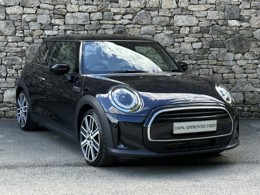 2022 (72) MINI HATCHBACK 1.5 Cooper Exclusive II 3dr Auto