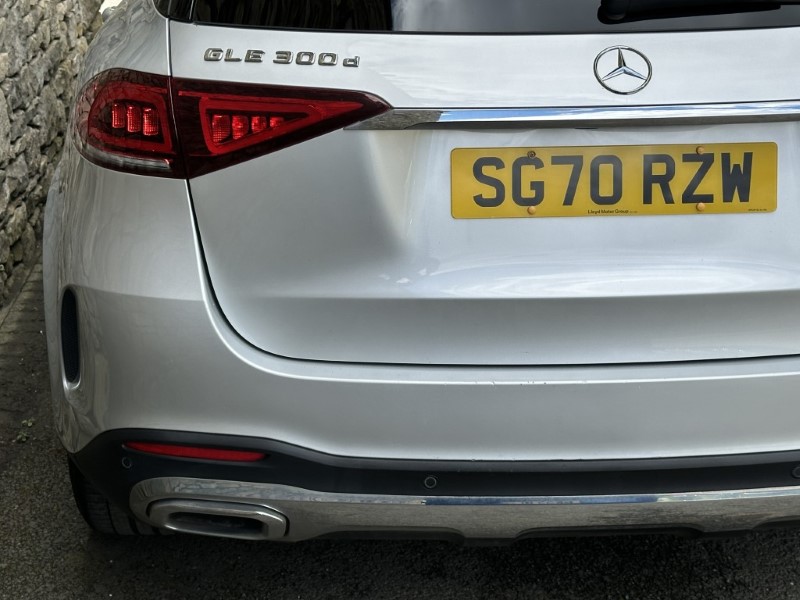 2020 (70) MERCEDES-BENZ GLE 300d 4Matic AMG Line Premium 5dr 9G-Tronic 5405157
