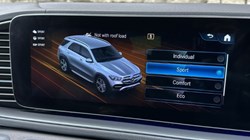 2020 (70) MERCEDES-BENZ GLE 300d 4Matic AMG Line Premium 5dr 9G-Tronic 5405173