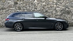 2022 (22) BMW 5 SERIES 520d xDrive MHT M Sport 5dr 5413704