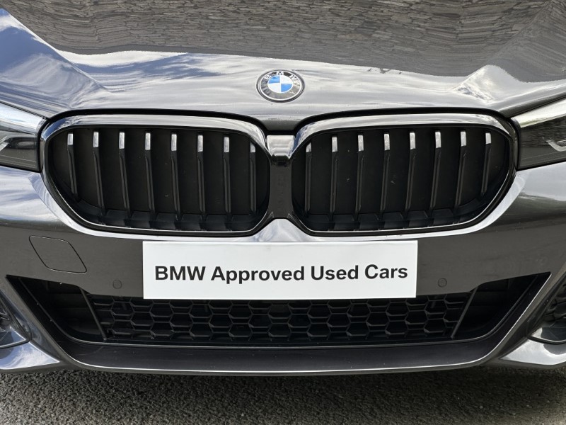 2022 (22) BMW 5 SERIES 520d xDrive MHT M Sport 5dr  5413768