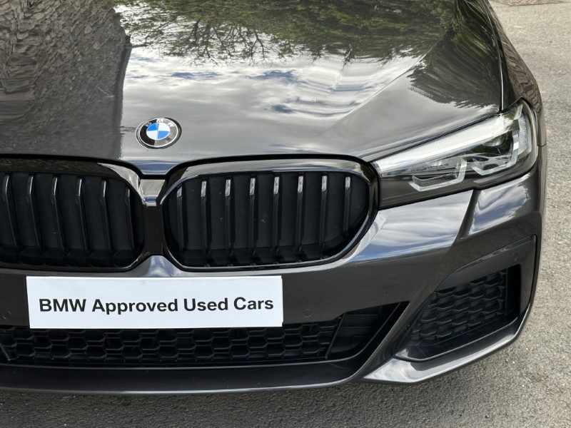 2022 (22) BMW 5 SERIES 520d xDrive MHT M Sport 5dr  5413730
