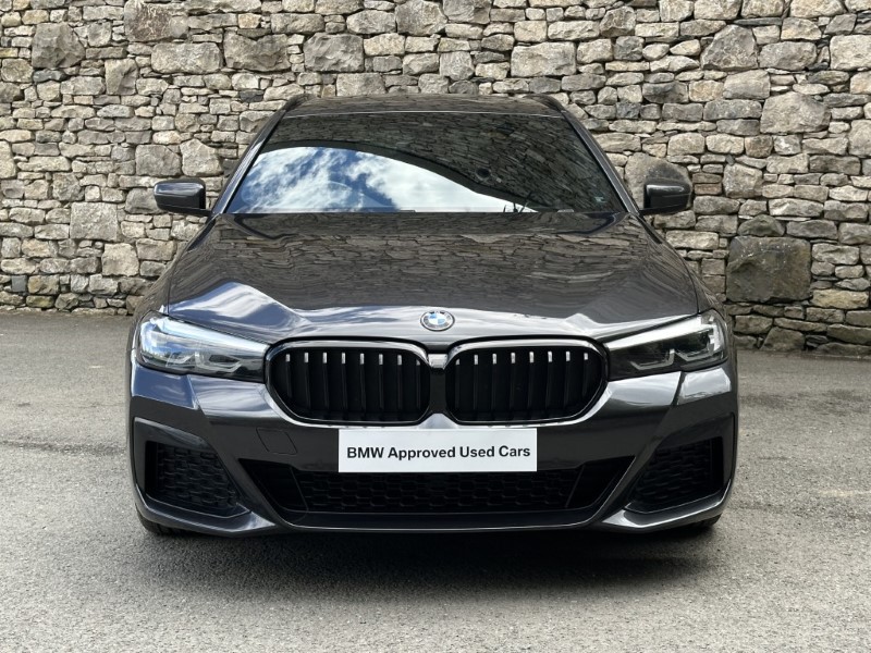 2022 (22) BMW 5 SERIES 520d xDrive MHT M Sport 5dr  5413764