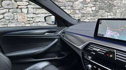 2022 (22) BMW 5 SERIES 520d xDrive MHT M Sport 5dr 5413720
