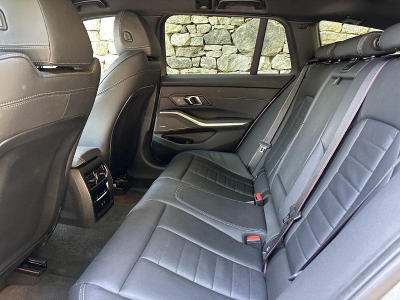 2024 (24) BMW 3 SERIES M340d xDrive Touring  5446475