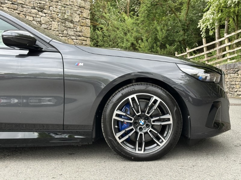 2026 (26) BMW I5 eDrive40 M Sport Saloon  5395863