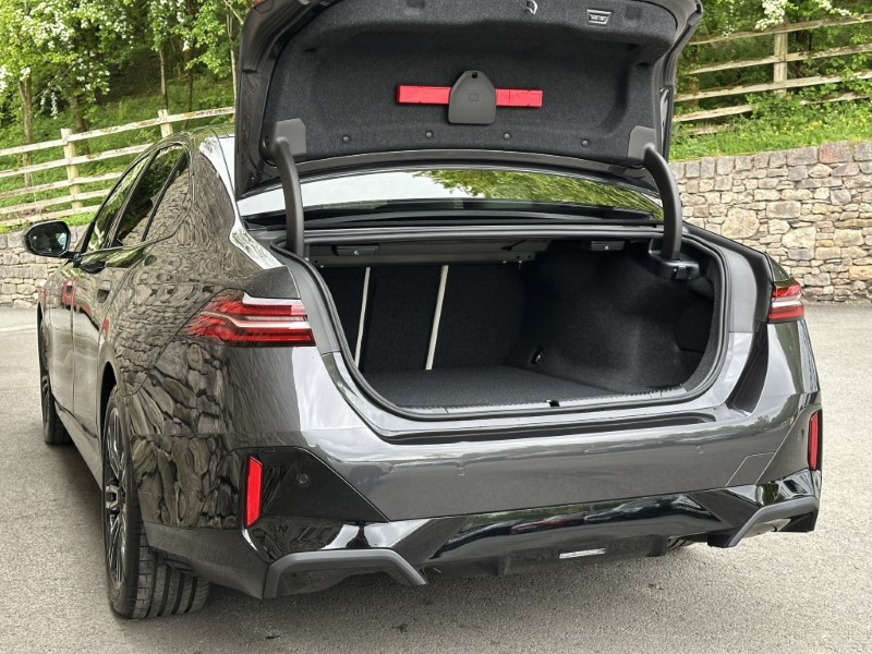 2026 (26) BMW I5 eDrive40 M Sport Saloon  5395829