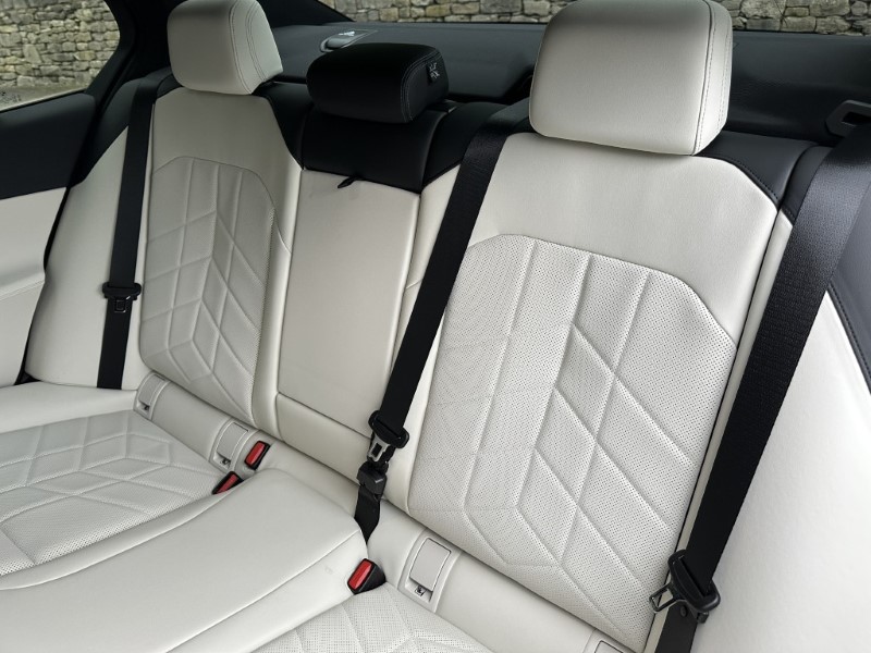 2026 (26) BMW I5 eDrive40 M Sport Saloon  5395851