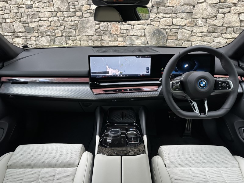 2026 (26) BMW I5 eDrive40 M Sport Saloon  5395889