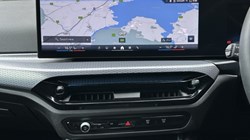 2025 (75) BMW 3 SERIES 320i M Sport 4dr Saloon 5399424