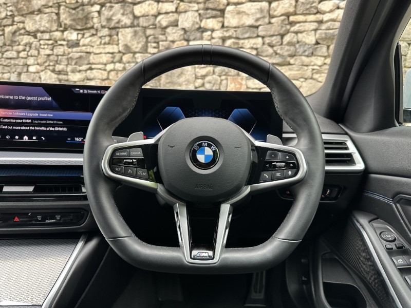 2025 (75) BMW 3 SERIES 320i M Sport 4dr Saloon 5399419