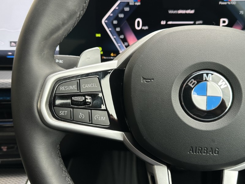 2025 (75) BMW 3 SERIES 320i M Sport 4dr Saloon 5399389
