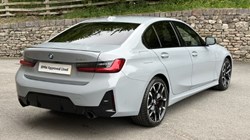 2025 (75) BMW 3 SERIES 320i M Sport 4dr Saloon 5399439
