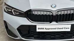 2025 (75) BMW 3 SERIES 320i M Sport 4dr Saloon 5399392