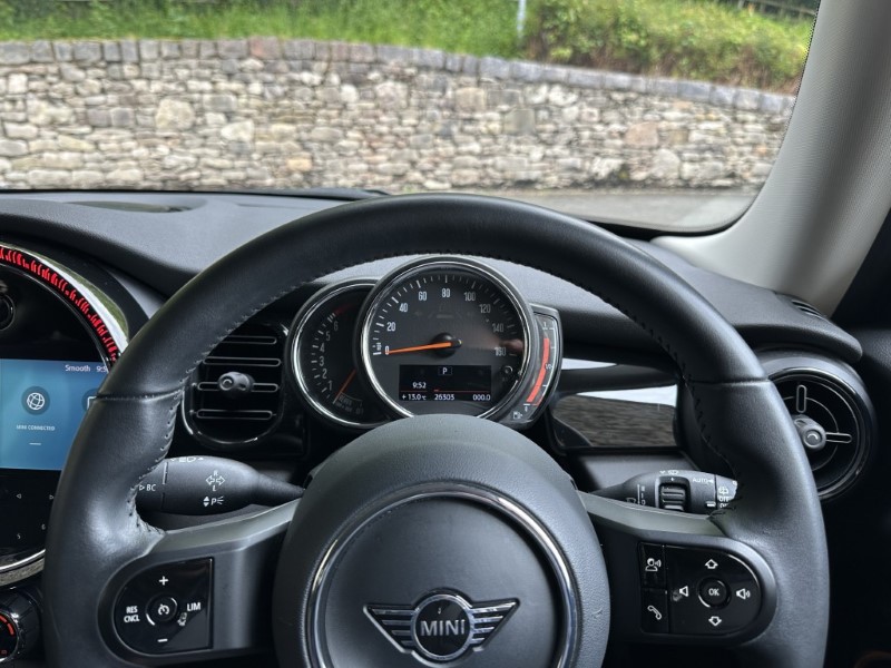 2022 (72) MINI HATCHBACK 1.5 Cooper Classic 3dr Auto 5425766