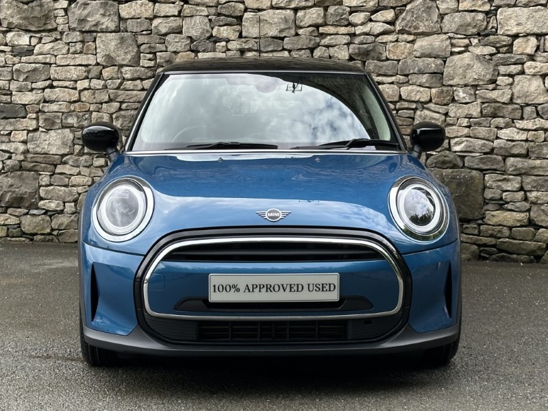 2022 (72) MINI HATCHBACK 1.5 Cooper Classic 3dr Auto 5425767