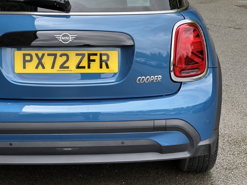 2022 (72) MINI HATCHBACK 1.5 Cooper Classic 3dr Auto 5425720