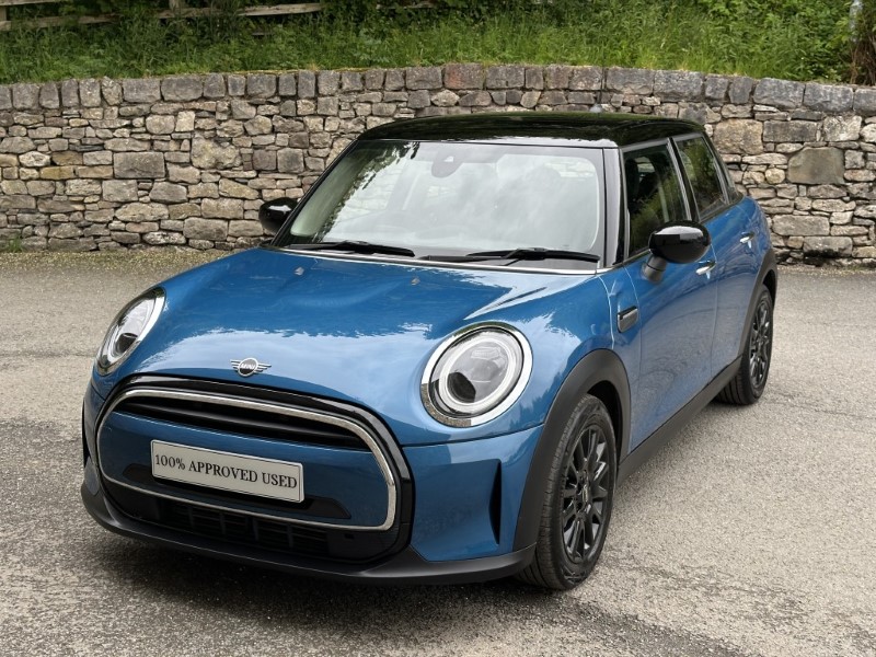 2023 (23) MINI HATCHBACK 1.5 Cooper Classic 5dr 5428548