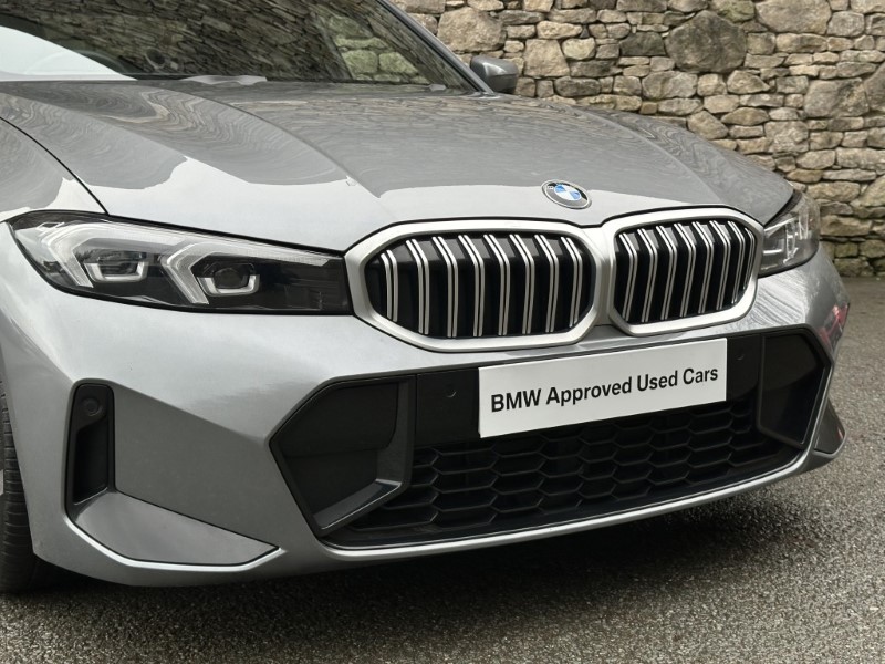 2024 (74) BMW 3 SERIES 320i M Sport 4dr Saloon 5439736