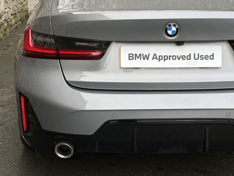 2024 (74) BMW 3 SERIES 320i M Sport 4dr Saloon 5439677