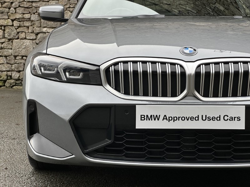 2024 (74) BMW 3 SERIES 320i M Sport 4dr Saloon 5439737