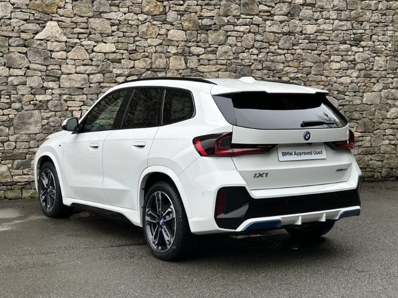 2023 (23) BMW iX1 xDrive30 M Sport  1