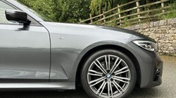 2021 (71) BMW 3 SERIES 320i M Sport 5dr Touring 5457888