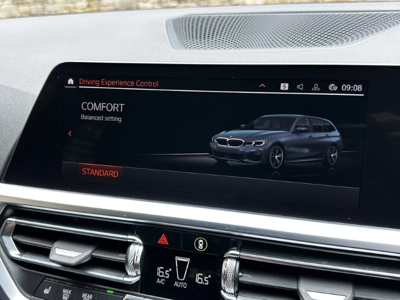 2021 (71) BMW 3 SERIES 320i M Sport 5dr Touring  5457895