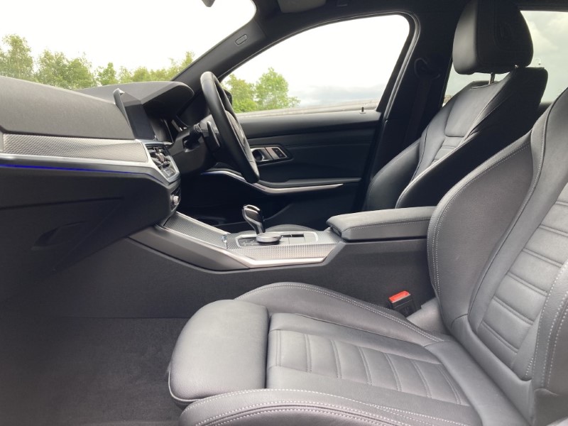 2021 (71) BMW 3 SERIES 320i M Sport 5dr Touring  5454577