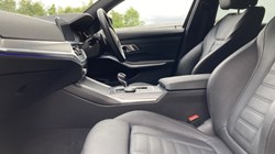2021 (71) BMW 3 SERIES 320i M Sport 5dr Touring 5454577