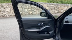2021 (71) BMW 3 SERIES 320i M Sport 5dr Touring 5454583
