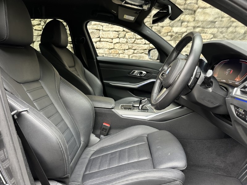 2021 (71) BMW 3 SERIES 320i M Sport 5dr Touring  5457848