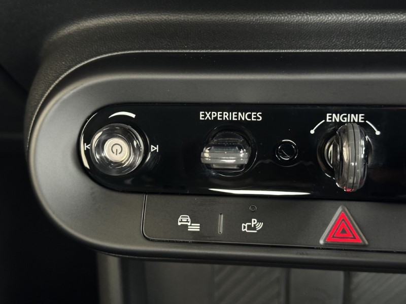 2024 (24) MINI COOPER 1.5 C Exclusive 3dr Auto 5435425